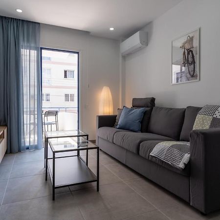 Odyssey - Captivating 2-Bedroom Retreat In Lárnaca Exterior foto
