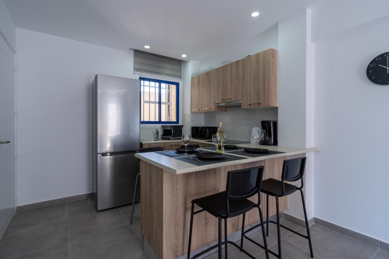 Odyssey - Captivating 2-Bedroom Retreat In Lárnaca Exterior foto